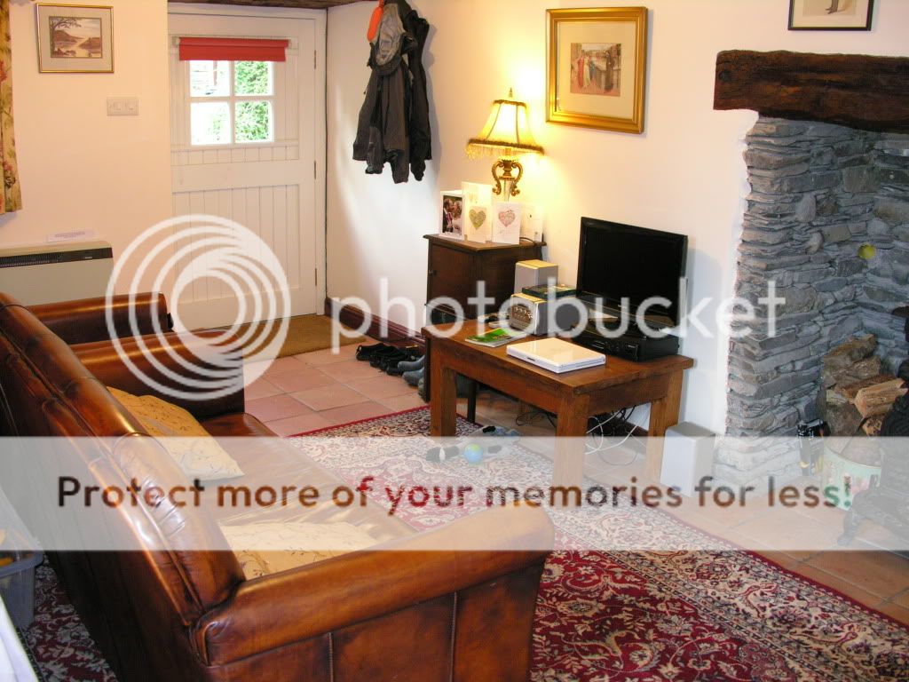 Describe your living room colour scheme Page 3